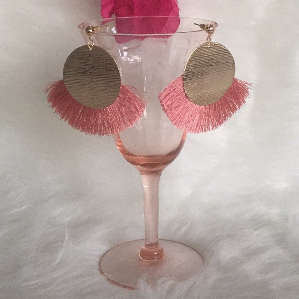 🌹Palm Beach Boho Rose Pink Fringe Earrings